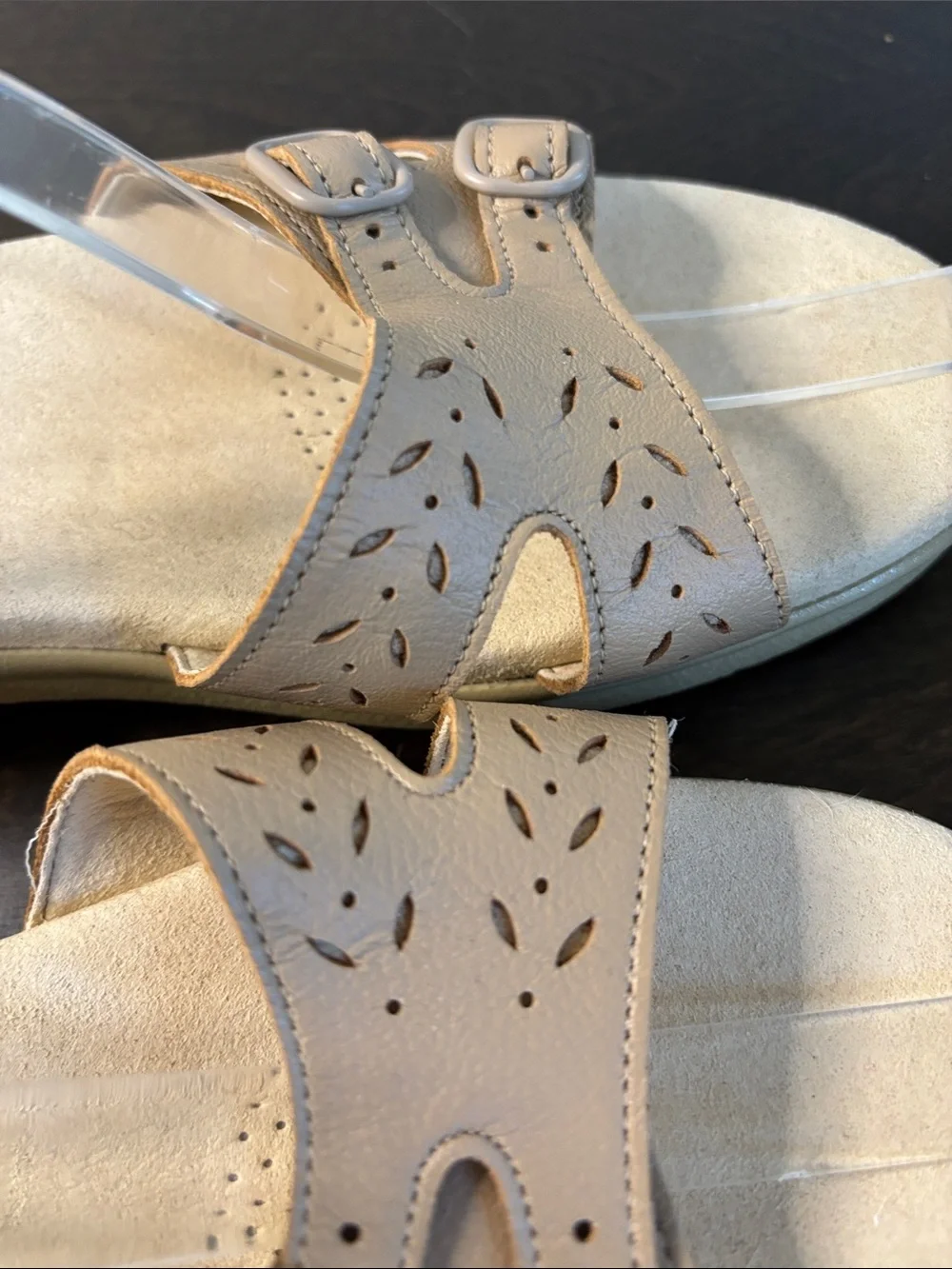 SAS Women's Beige Leather Tripad Comfort Sandals Size 10